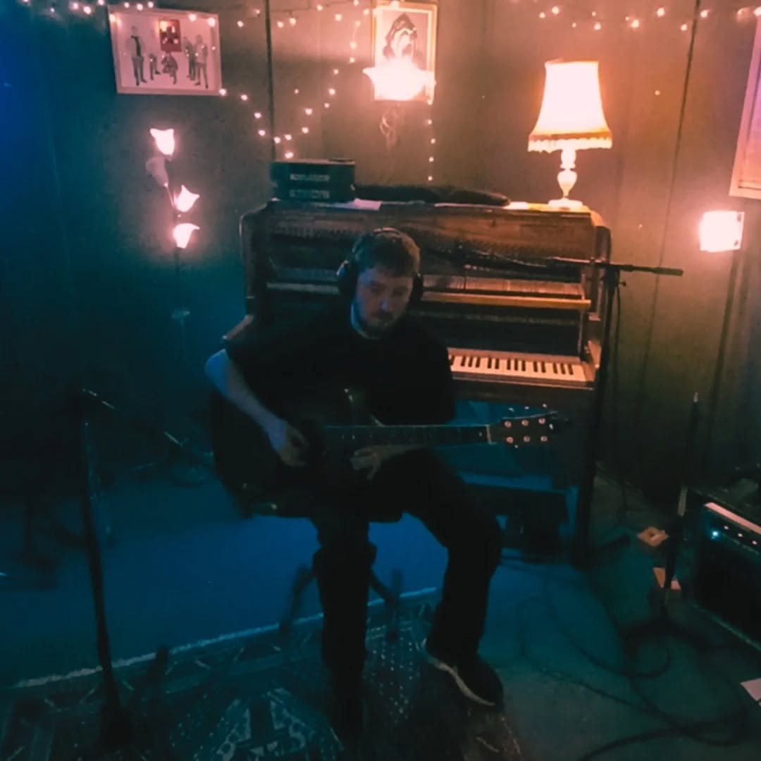 Officiallyfynn's tweet photo. As We Were is out on all platforms! 
It's  a little different to what I usually do, so go check it out and let me know what you think.
Recorded at Pinhole Sound Studio
Mixed by and piano by Adam Gorman
Artwork by Oddmorden Arts
@emubands
#recordingstudio
#independentmusic #guitar https://t.co/UKMmz4PRsz