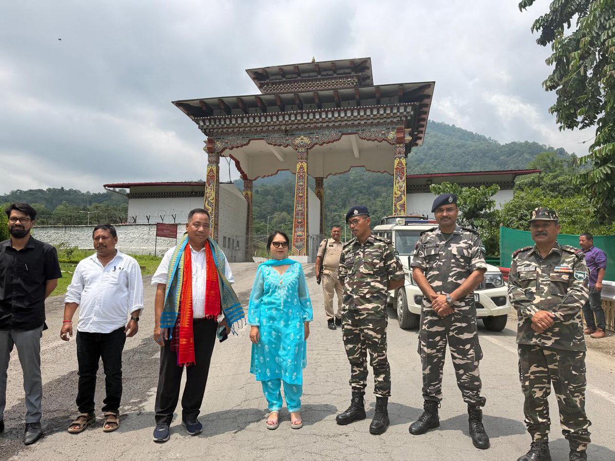 District Administration, Baksa tweet media