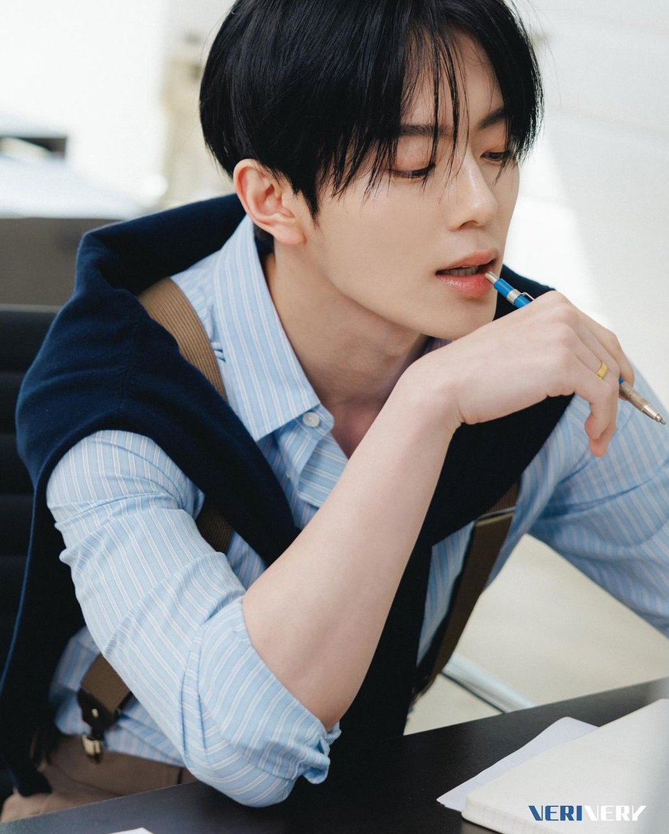 콩 tweet media