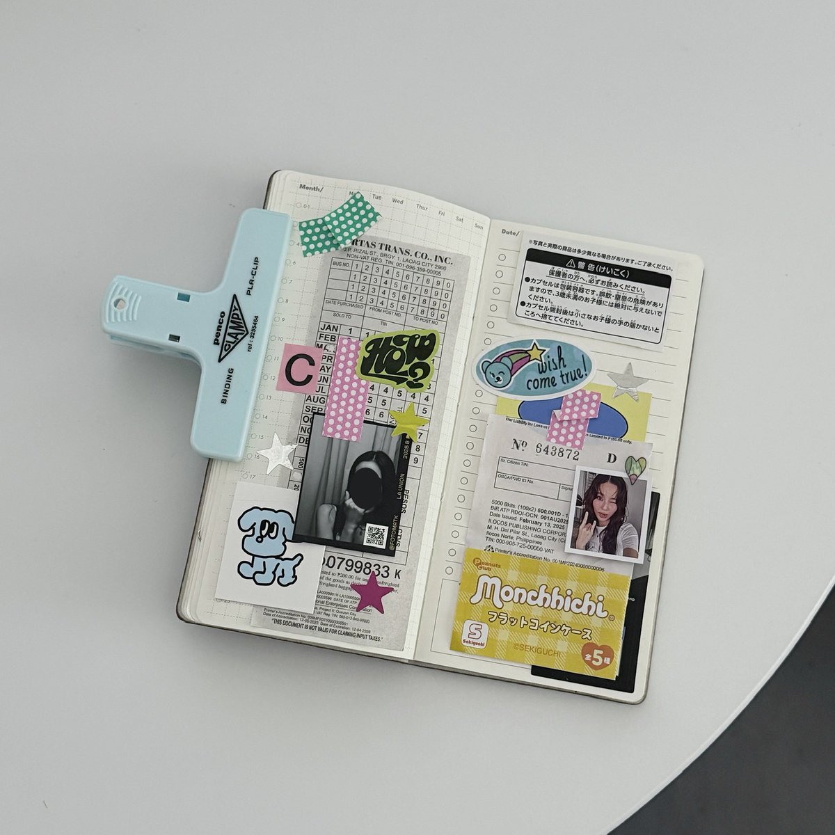 ⋆ tweet media