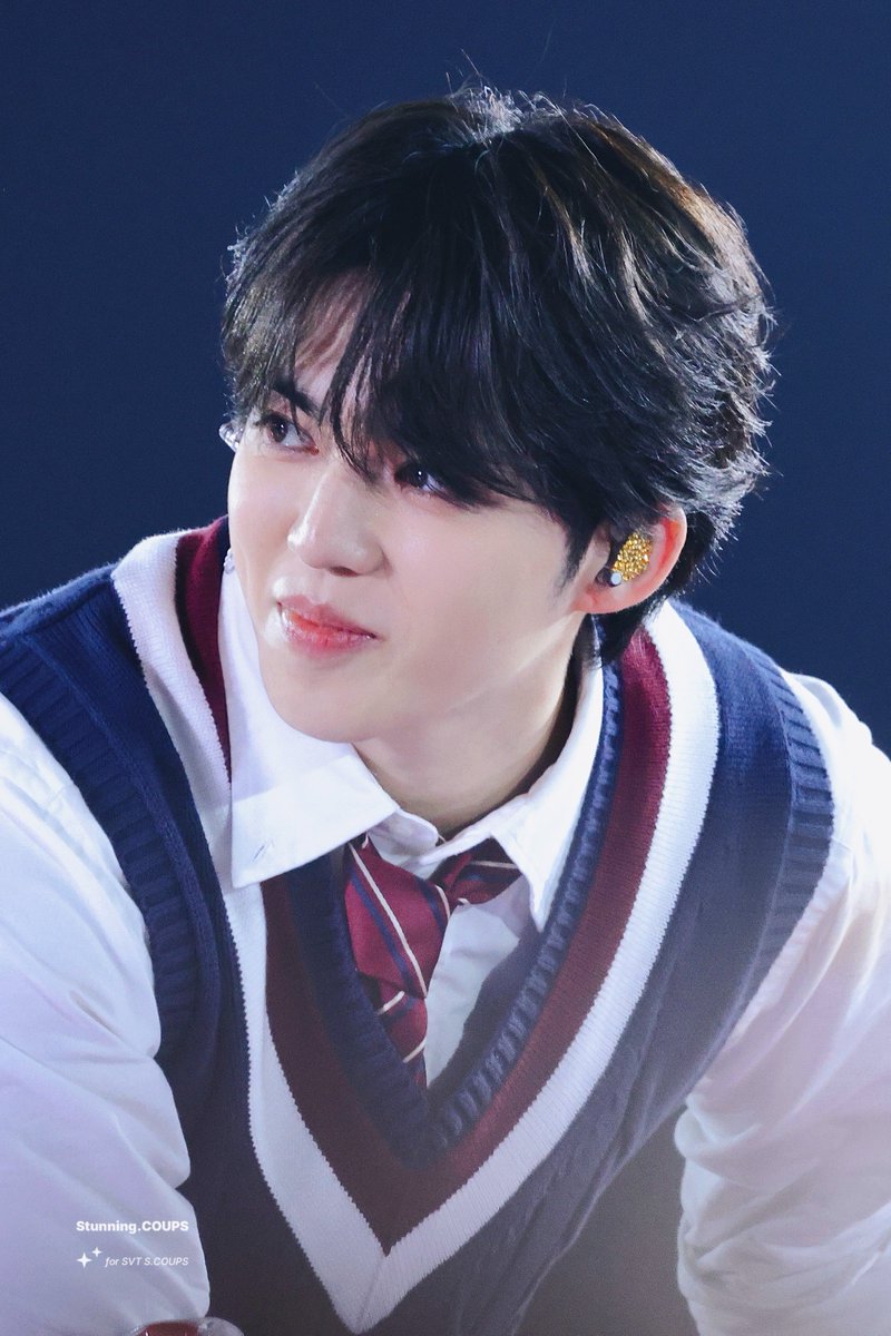 Stunning.COUPS tweet media