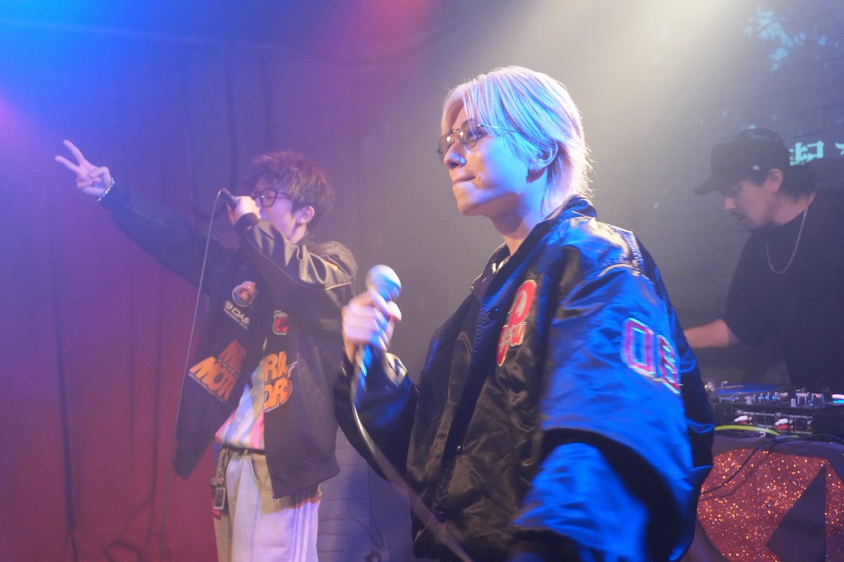 Regolith03's tweet photo. Reversal &amp; LIVE Photo
📸 by ヨシダイラ

2026.04.04 「2 VIBES vol.1」 https://t.co/BcLjIPNHnE