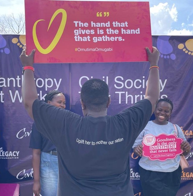 AmCharity2099's tweet photo. we believe uplifting a girl child is uplifting the future of our nation. Together, through kindness and action, we can build communities where every girl has a chance to thrive. ✨
#ImAGirl #GirlChildEmpowerment #OmutimaOmugabi #CharityWithPurpose https://t.co/A12u1yPosb