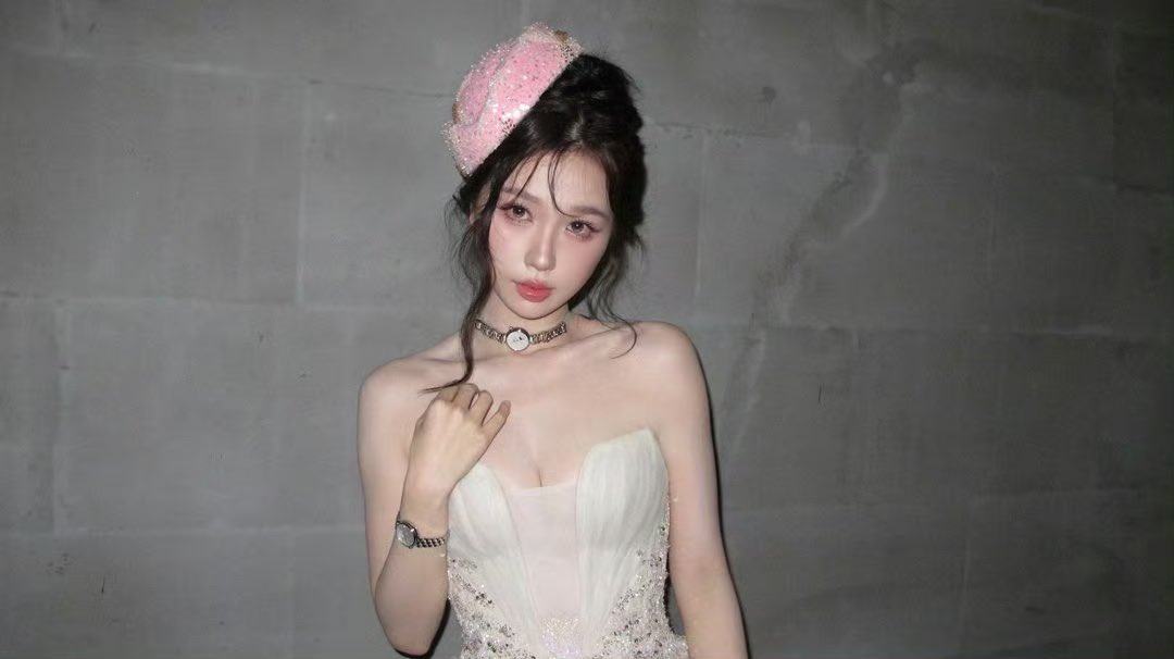여름 tweet media