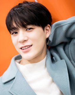 tt_tie__'s tweet photo. NCTの圧倒的センターで美男子のテヨンに、全く見えもしない気持ち悪い糞ブス顔面を押し付ける下劣アカウントは馬面で塩顔の鼻デカしじみ目のブサイクジェノ好きの変態アカ

塩顔しじみ目ブサイクなジェノは谷亮子に見えて顔もブサイク同士でソックリ
ブサイクジェノはお笑い芸人の内村 光良にも見える https://t.co/p76RgItL3o