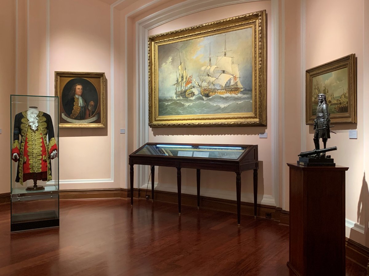 Museo Naval tweet media
