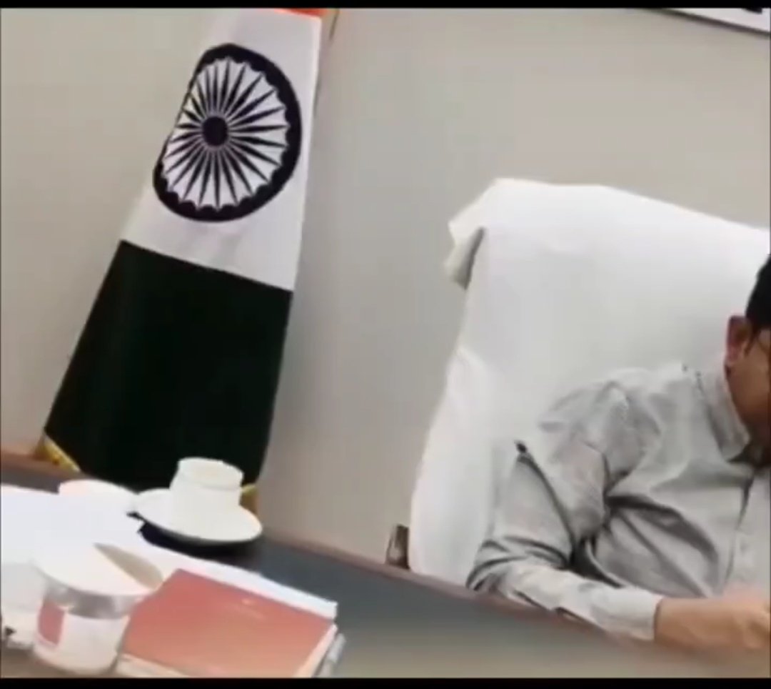 खुरपेंच Satire tweet media