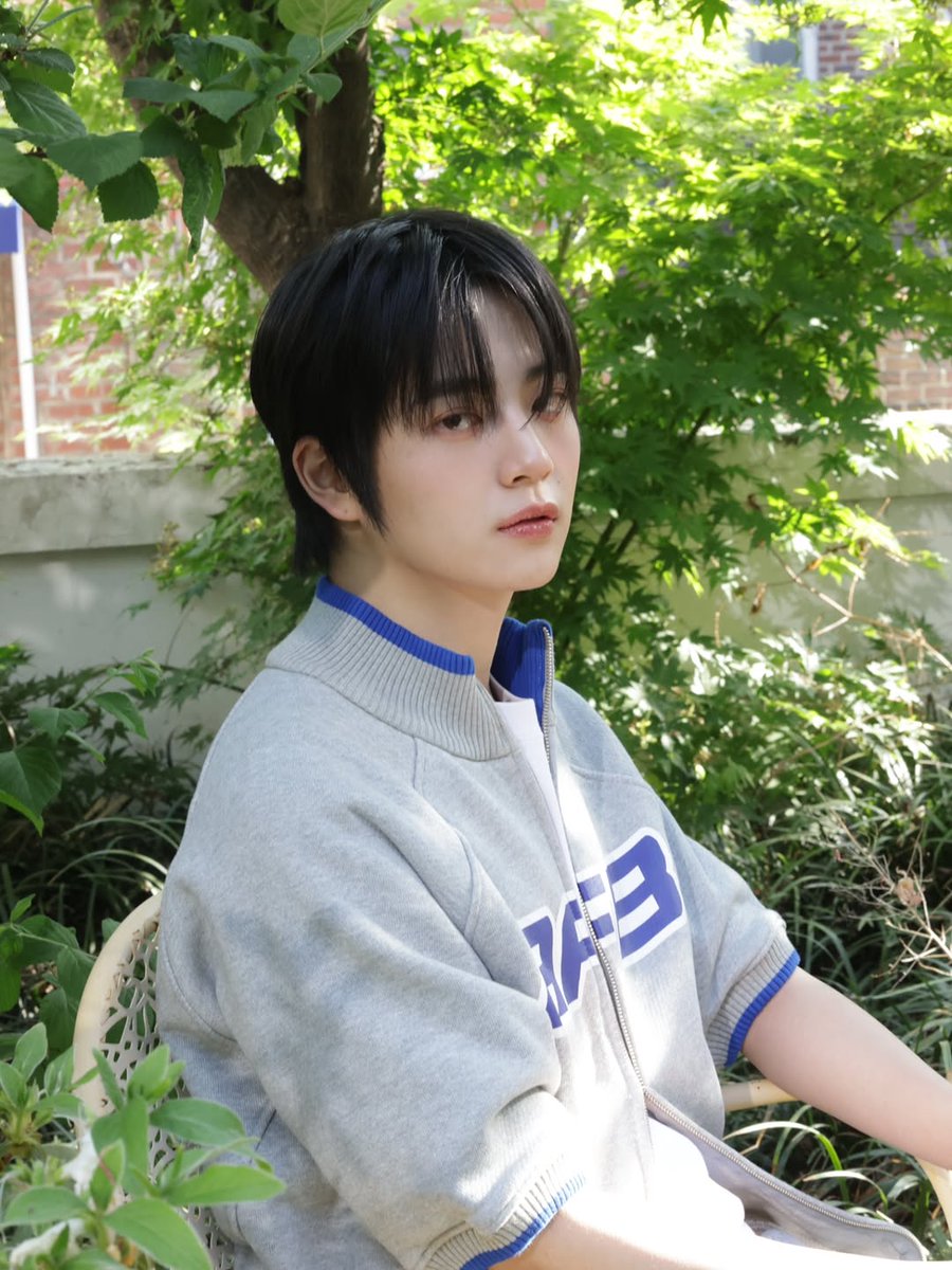 에이.. tweet media