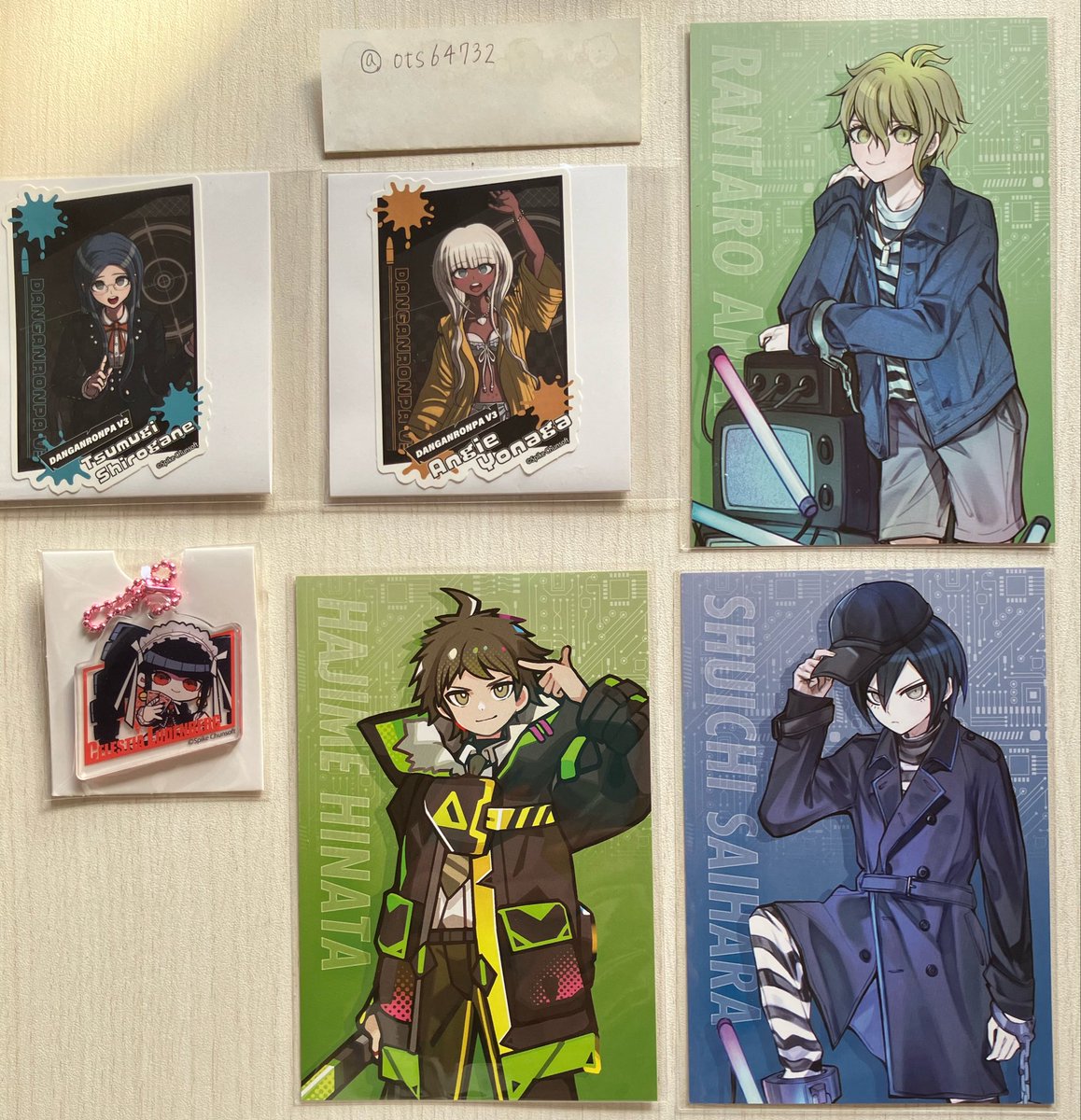 ots64732's tweet photo. ダンガンロンパ　交換
譲　画像のお品
求　夢野・王馬のグッズ　なんでも検討いたします
郵送のみ　差額精算なし　大まかに金額を合わせてご提案いただけると助かります🙇‍♀️ https://t.co/Vu6qTnai7d