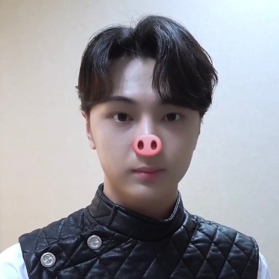 쫑 tweet media