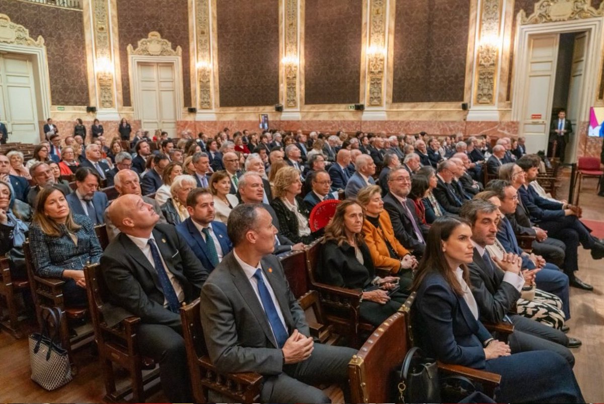 Ayuntamiento de Utiel tweet media