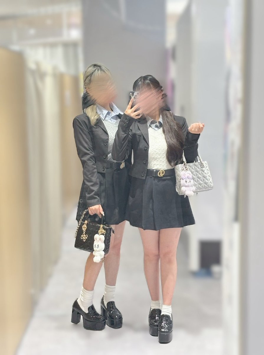 わか tweet media
