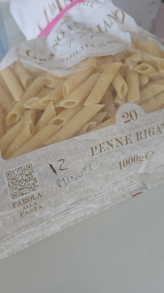 Maxximo88's tweet photo. @PastaLaMolisana perché non collocare i "Minuti di cottura" in una zona della confezione facilmente individuabile? (Attualmente sul fianco destro, in alto) https://t.co/CAG5ziG0mR