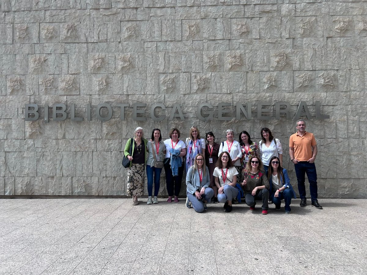 Biblioteca Universidad de Murcia tweet media
