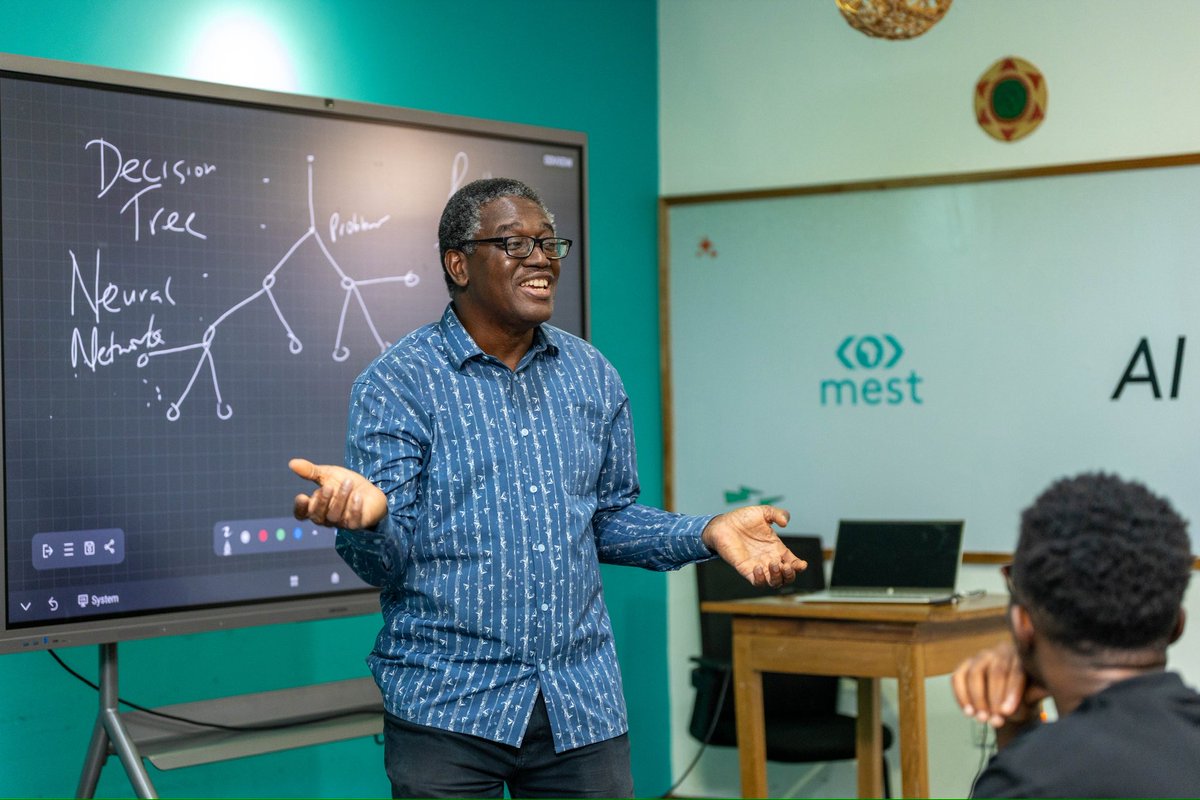 UNICEFStartups's tweet photo. Building What Matters: From Diligence to Product Thinking

Work Week 2 at the @UNICEFStartUps focused on product excellence, where our innovators transitioned from early prototypes to stable, market-ready technology built for impact. https://t.co/CLRp8HuDbd