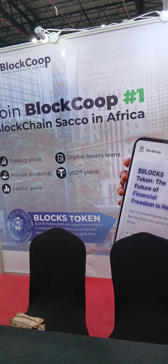 Tweenhaven35's tweet photo. Here interacting with @BlockchainSACCO where one can grow wealth through smart investments. 

1. Buy $BLOCKS Token using M-pesa 
2. Tradable through their platform

#kbcc https://t.co/5VxaXAK5fP