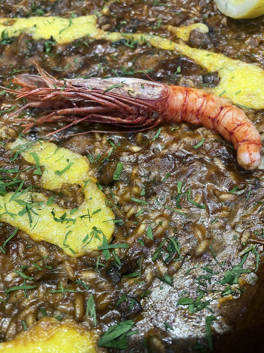 esventall's tweet photo. Hoy jueves volvemos al trabajo después del día libre..
Reserva en nuestra terraza-jardín o en nuestro comedor interior y disfruta de nuestra cocina tradicional ibicenca https://t.co/eyDiCbFM0Z