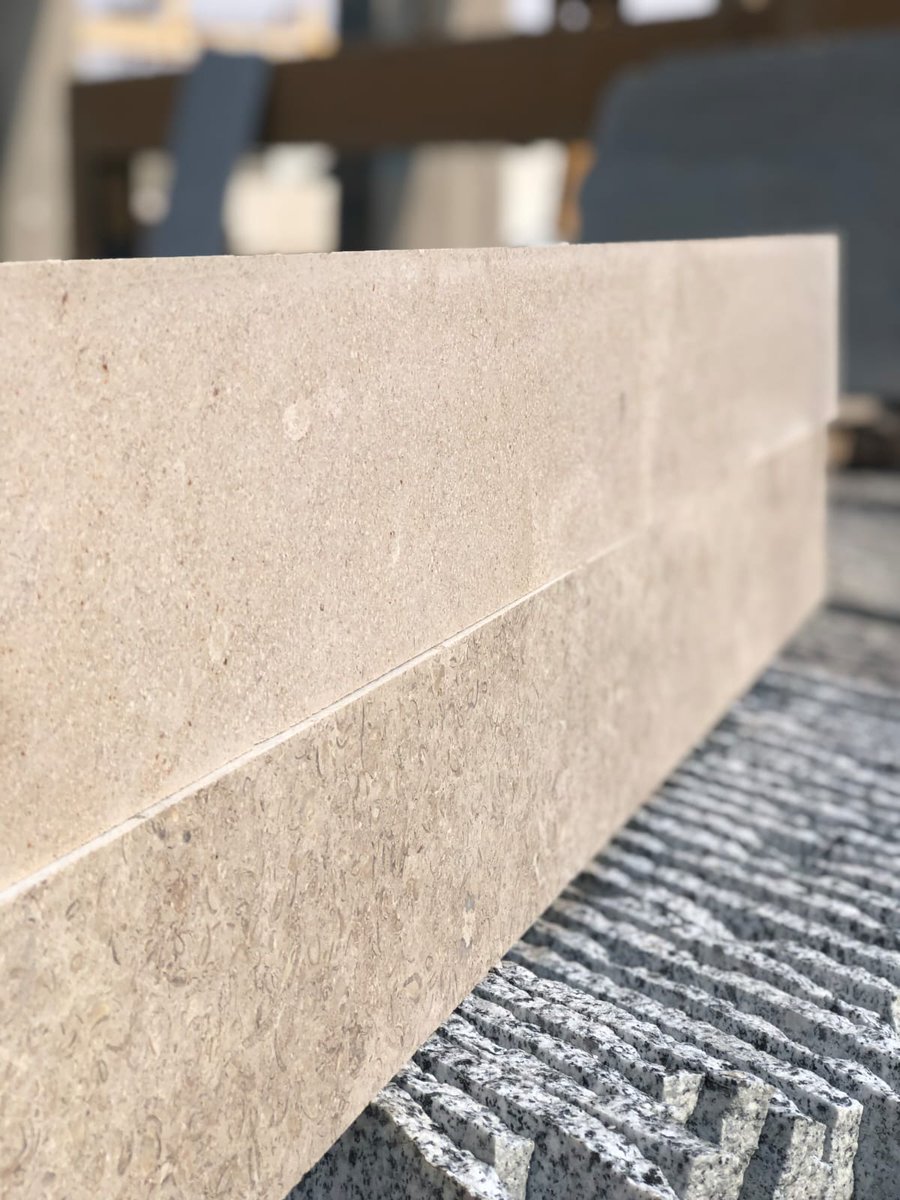Reham2000_SL's tweet photo. Elevate Every Space with Sinai Pearl 

Natural elegance meets a luxurious Polished Finish — giving Sinai Pearl Limestone a refined and timeless look for premium architectural projects.

#SinaiPearl #Limestone #EgyptianStone #NaturalStone #LuxuryDesign #Architecture #FacadeDesign https://t.co/eEMwOAM8AU