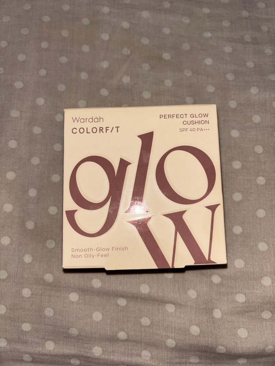 philiaroses's tweet photo. hi guys aku PL cushion wardah shade 11C ya, baru dipake beberapa kali dan ngerasa kurang cocok di aku. Aku beli offline di guardian 108.000 dan aku jual 80.000(nego). Plastik kacanya pun blm aku buka samsek.. if u interested dm me ya!🩷 
#zonauang #preloved #makeup #WTS https://t.co/iDDcJClkIi