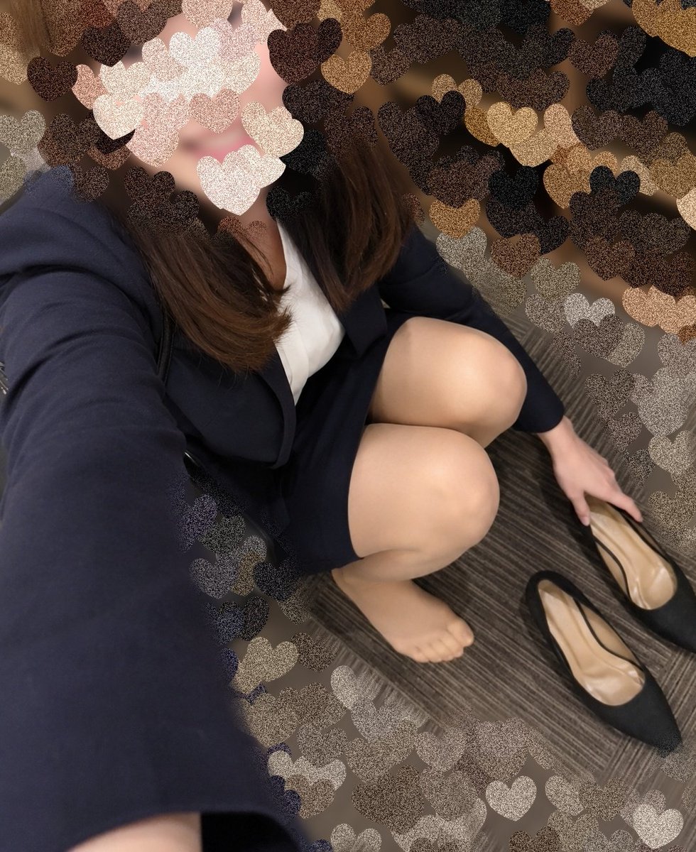 OL優花yuuka@ストッキング✕スーツ女子 tweet media