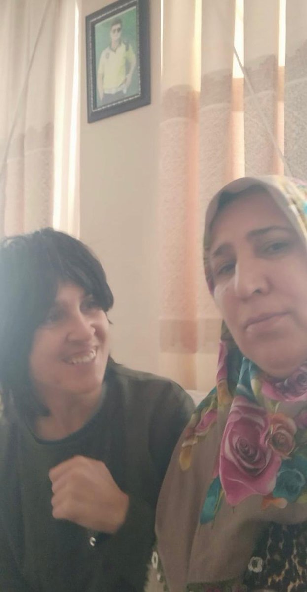 CldrnAkkadinlar's tweet photo. Empati varsa, engel yoktur.
Bir gün değil, her gün yanınızdayız.
İlçe kadınlıkları başkanımız Filiz Çınarbay sosyal politikalar birim başkanımız Ayşe kayar ile birlikte engeli vatandaşlarımızı ziyaret ettiler https://t.co/kdaDAgFJ28