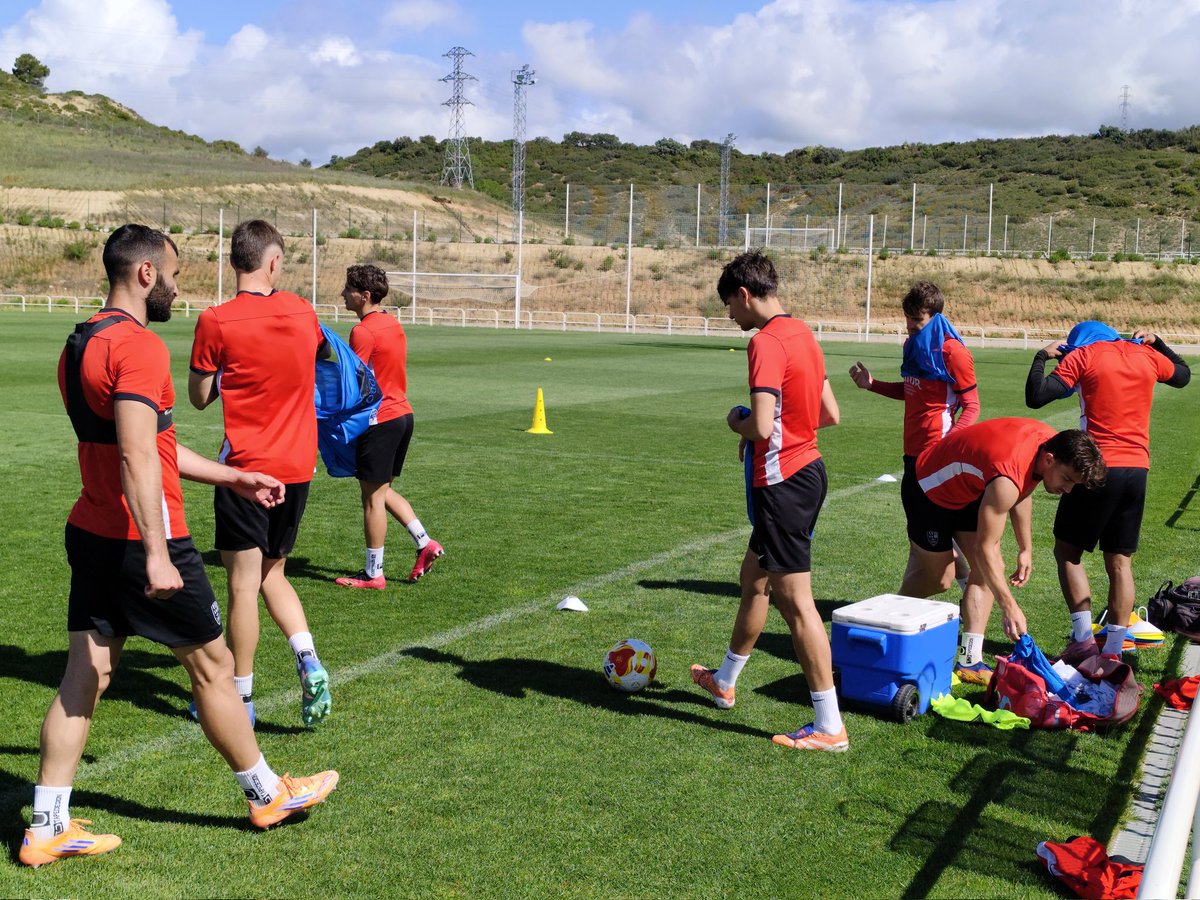 UD Logroñés tweet media
