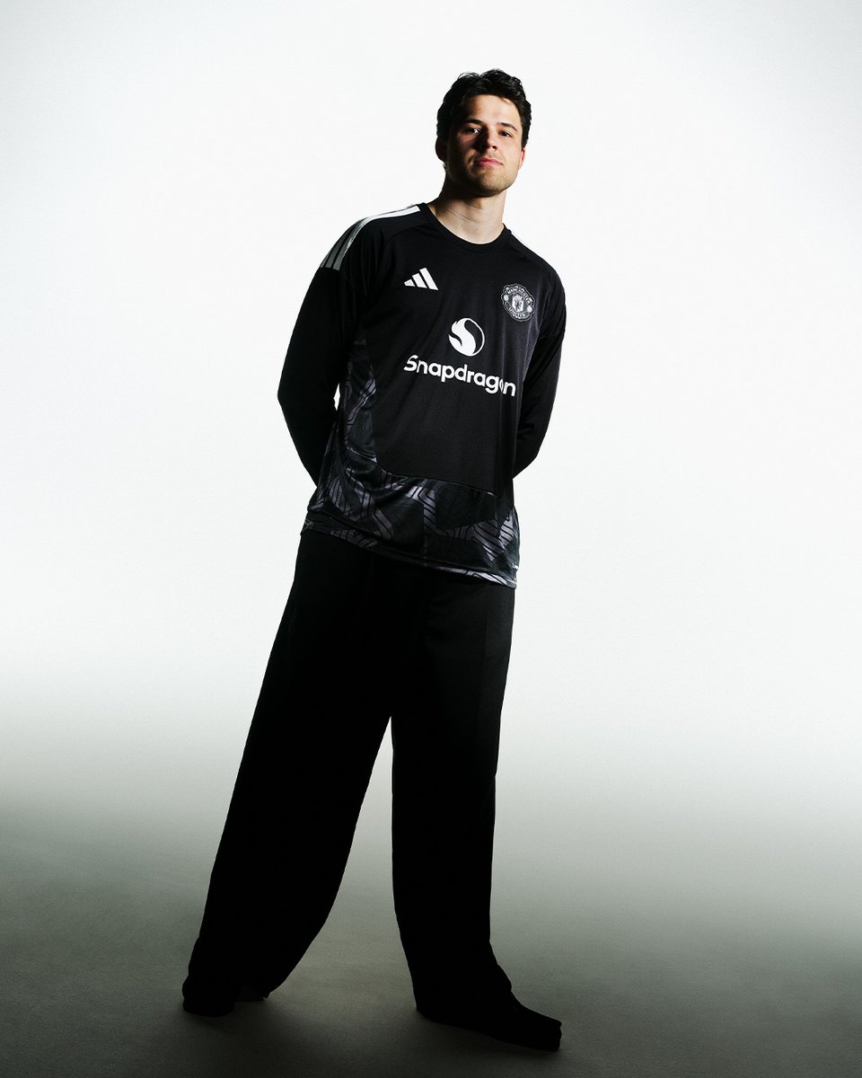 ManUtd's tweet photo. Yes, Senne ⚫️🔥
