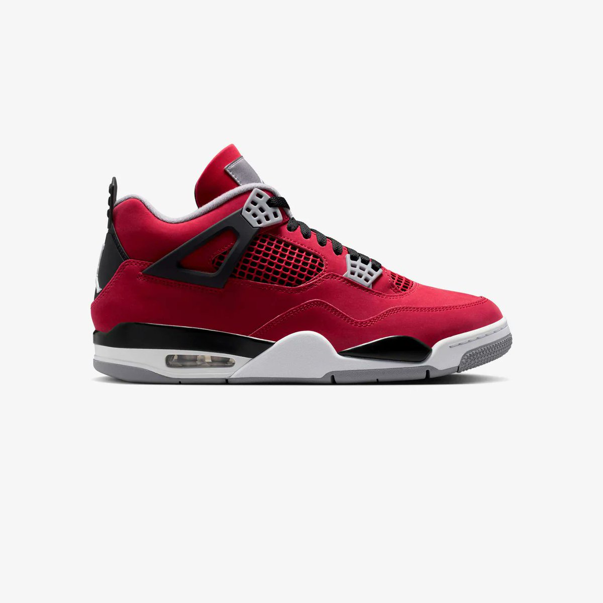 SNKR_TWITR tweet media