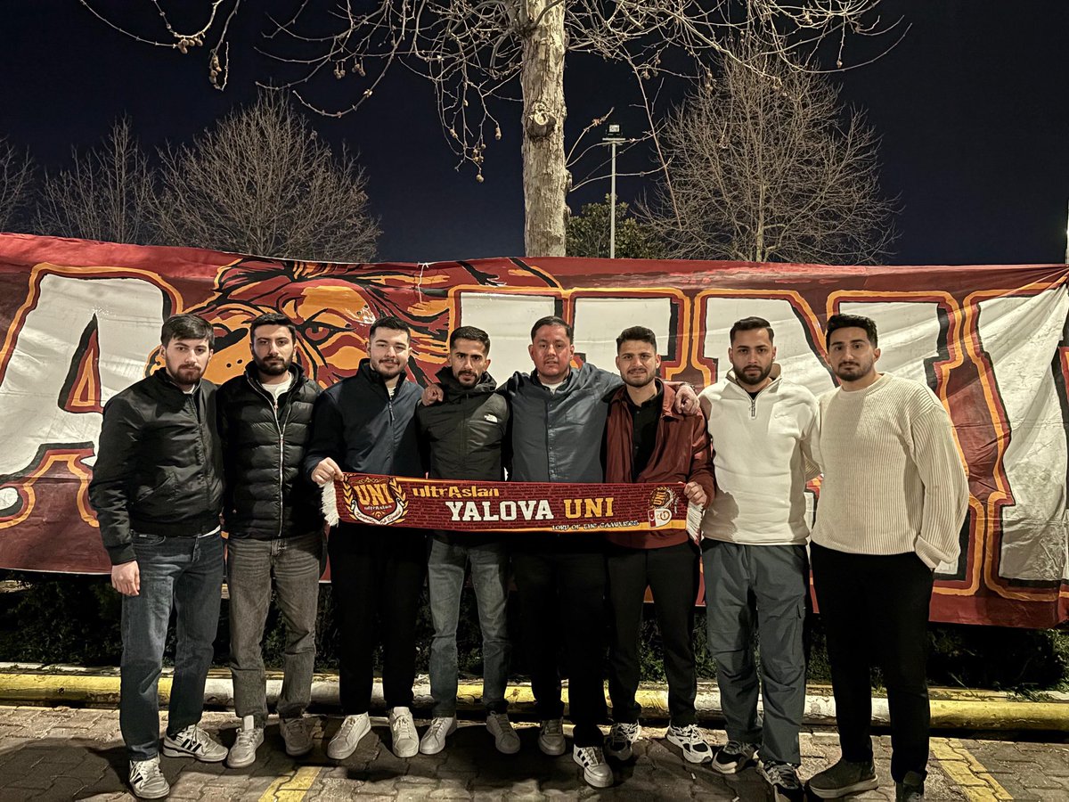 uAUNIYalova's tweet photo. KAMPÜSLERDE TEK BİR KURAL!

ultrAslanUNI Koordinatör Yardımcımız,canımız ciğerimiz Fatih Emre Vural’ın doğum gününü kutlar, kendisine sevdikleriyle birlikte sağlıklı, mutlu yıllar dileriz.

#ultrAslanUNI https://t.co/W9T2zaKvcY