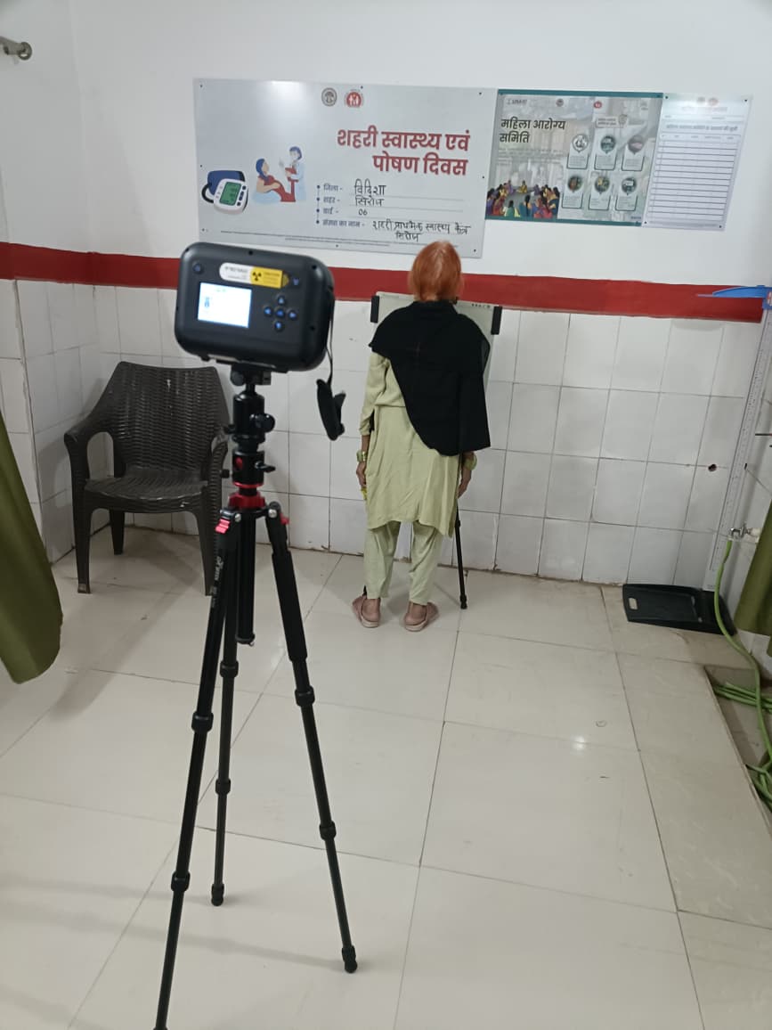 DtoVidisha's tweet photo. 100 days  TB campaign under TB MUKT BHARAT ABHIYAN with HAND HELD X RAY MACHINE  at high risk village palki, barej , mubarakpur , silyalpur, beerpur and sironj urban .
#TBMUKTBHARATABHIYAN
#TBHAREGADESHJEETEGA https://t.co/YDtq0FPmpe