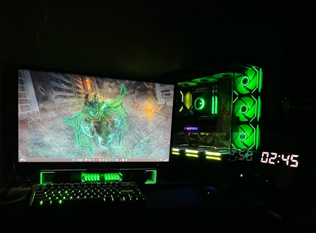 lxvpu's tweet photo. New PC https://t.co/YJLDKrAe5N