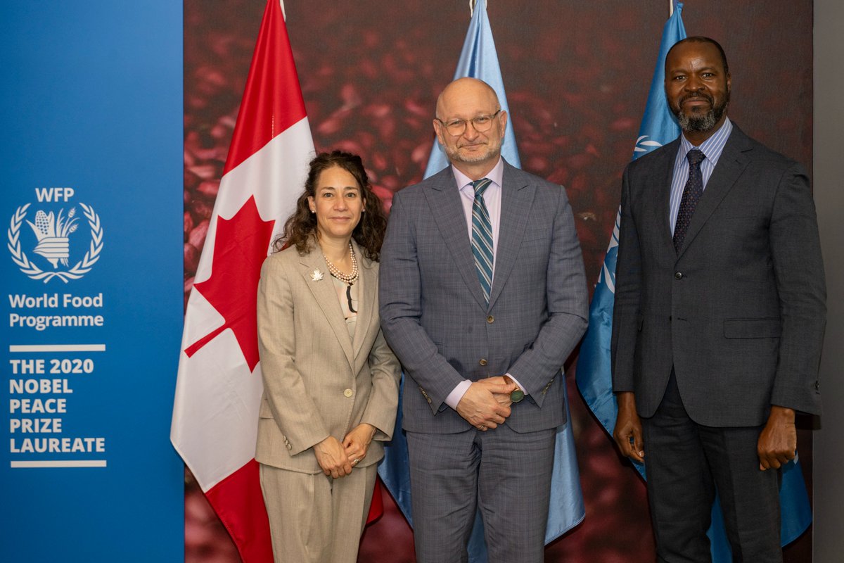 Siège du PAM (WFP), Rome (Italie), mercredi 13 mai 2026

M. Stephen Omollo, Directeur exécutif adjoint du PAM (WFP), chargé du lieu de travail et de la gestion, rencontrant S.E. David Lametti, Ambassadeur et Représentant permanent du Canada auprès des Nations Unies à New York et S.E. Elissa A. Golberg, Ambassadeure et Représentante permanente du Canada auprès des agences des Nations Unies pour l’alimentation et l’agriculture

WFP/Rein Skullerud