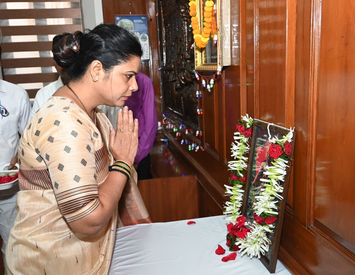 Ritu Tawde tweet media
