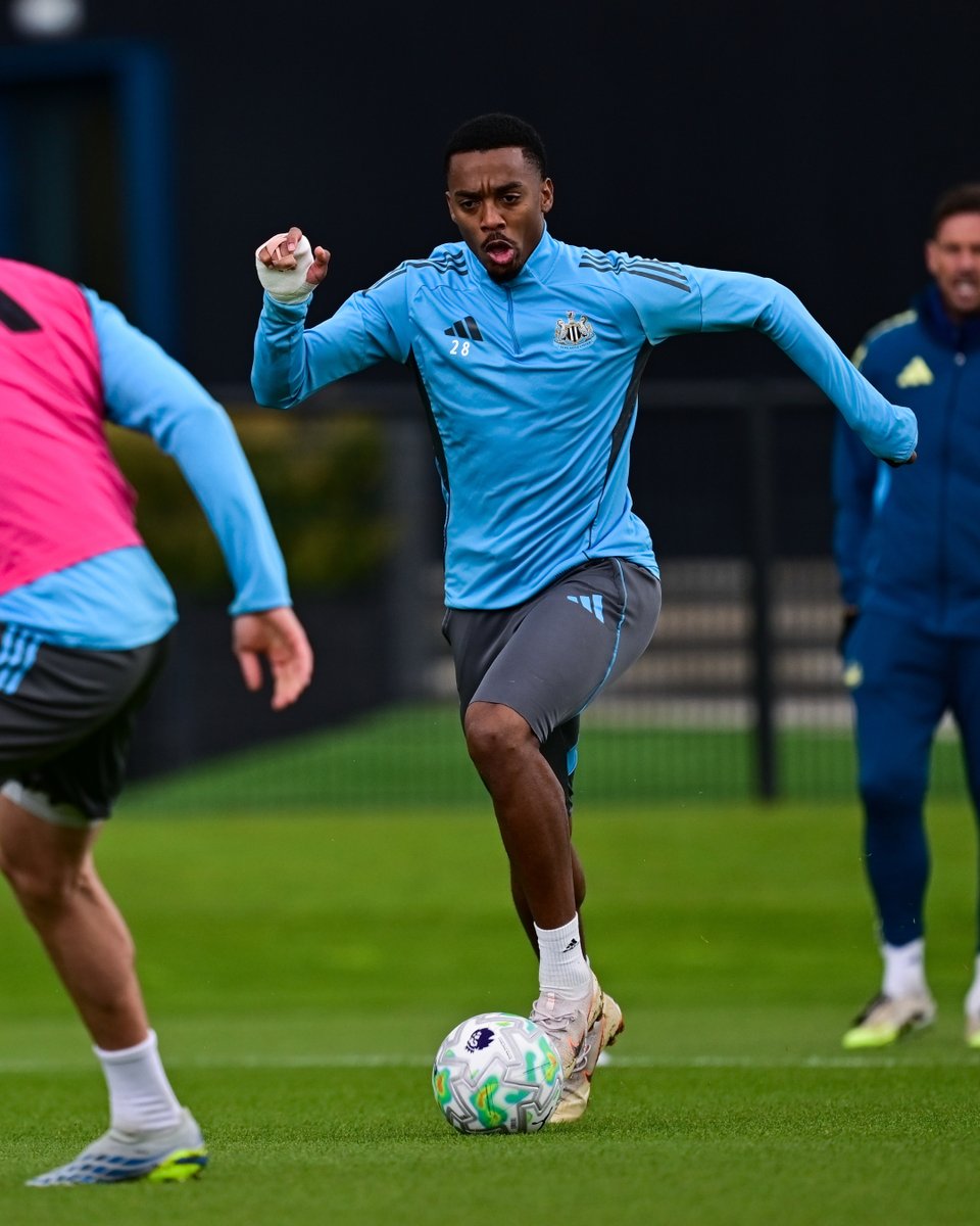 Newcastle United tweet media