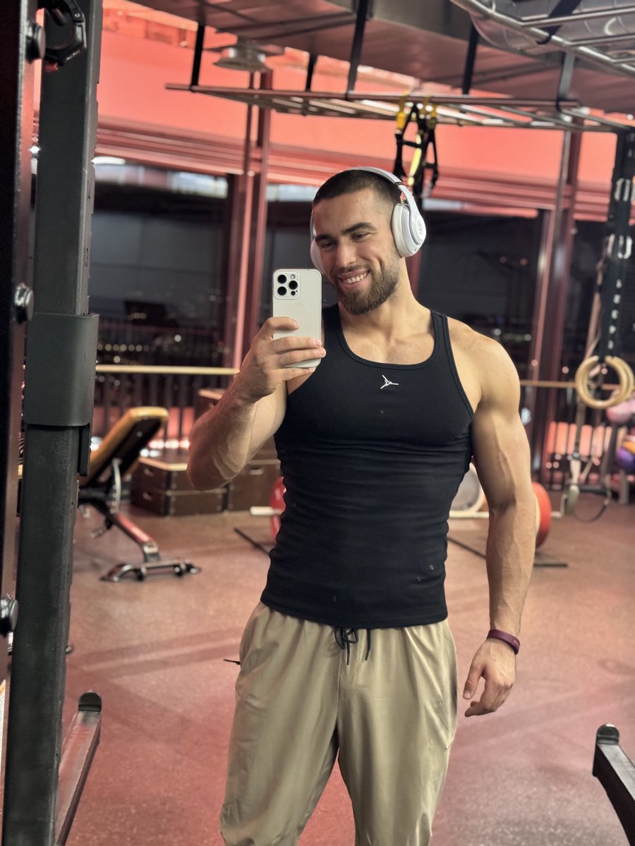 Oliver Pajic tweet media