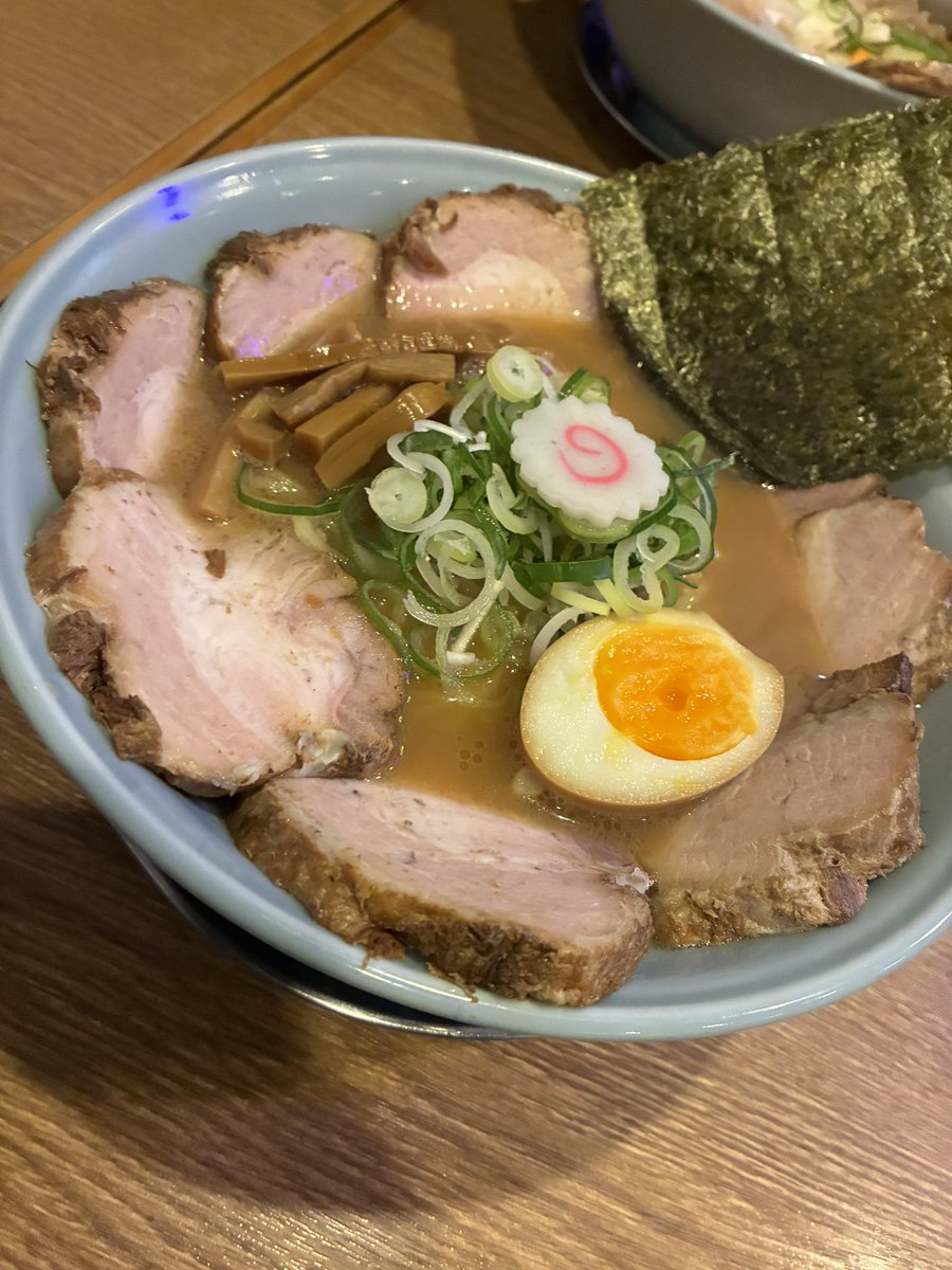 ノエルんっ tweet media