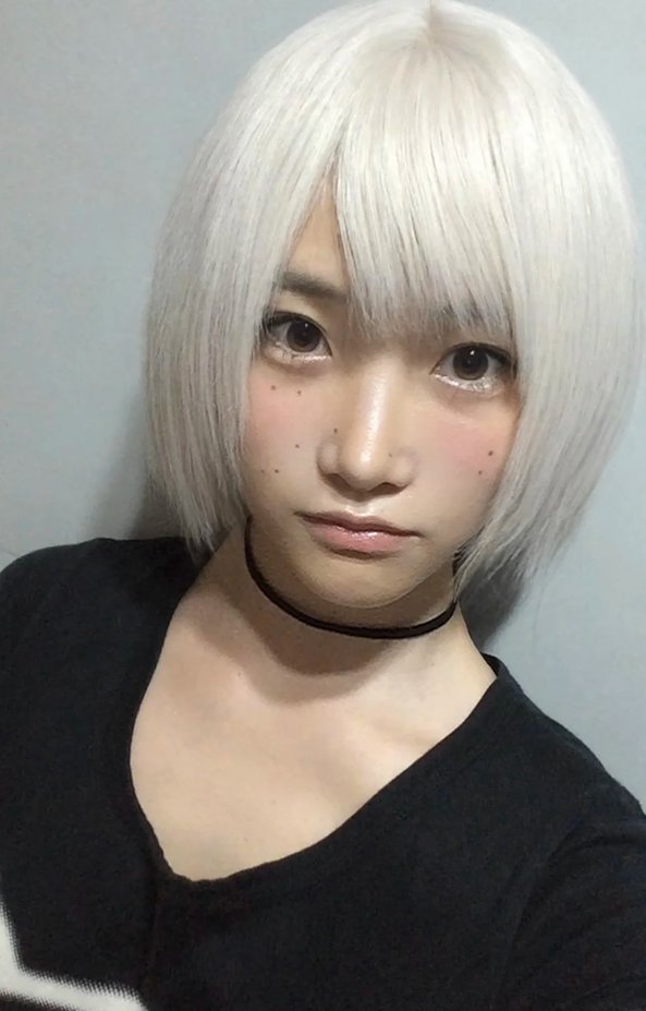ろこ tweet media