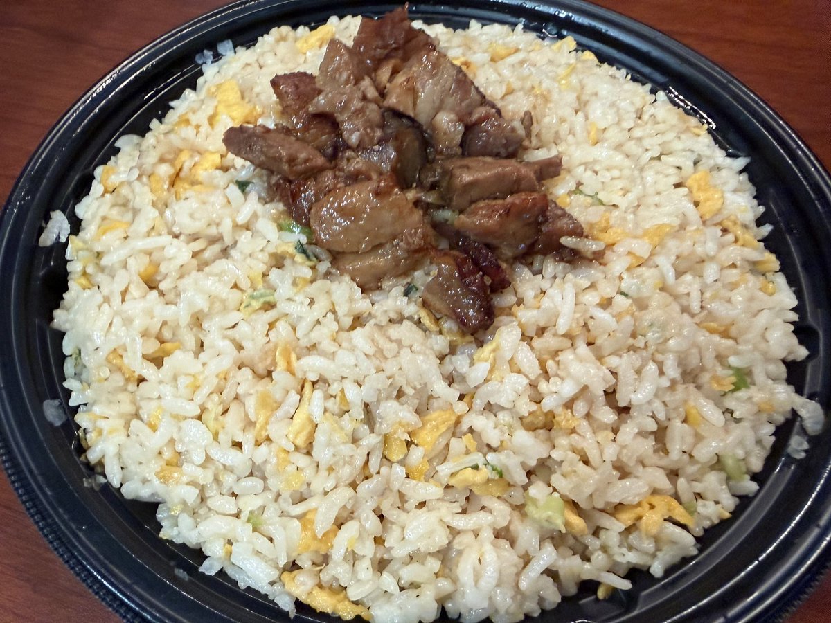 bearcatsan's tweet photo. セブンイレブン50％増量
買えなかったものもあるけどやっと買えた😆
豚ラーメン満腹！
チャーハン満足！角煮多いの最高！
どらやきデカい！うますぎ！

満たされた…✨
どら焼きはリピートしたいうまさ https://t.co/1ZlTcLdCvk