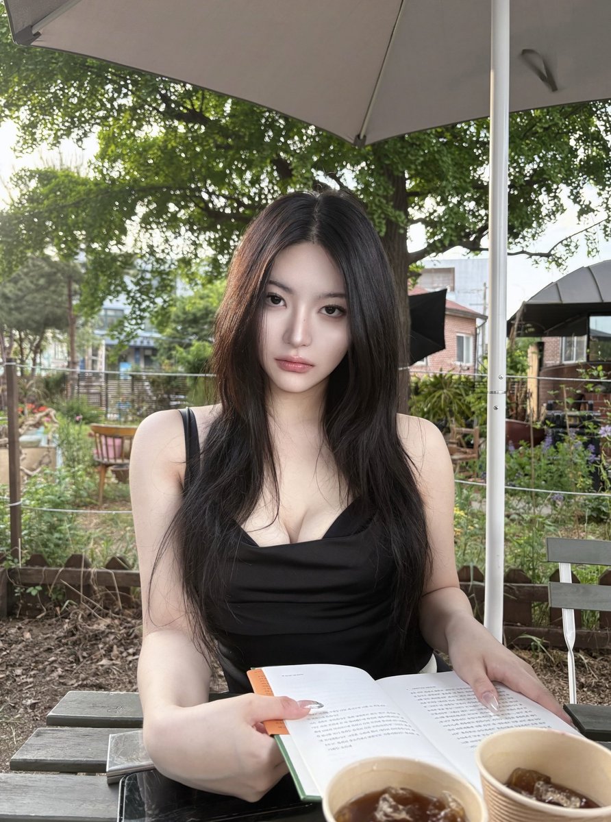 사 tweet media