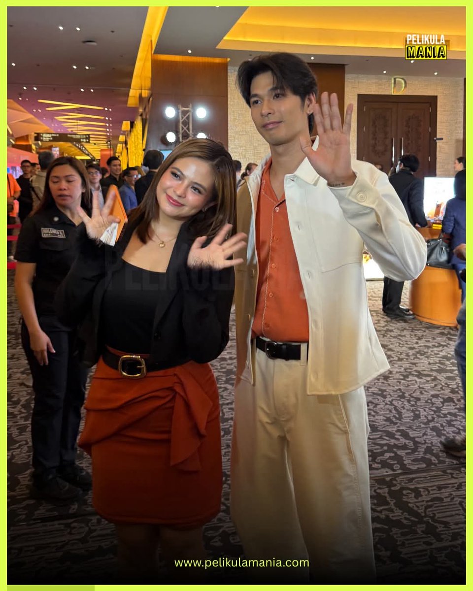 cutiemidoring's tweet photo. SOBRANG THINGS!!! i need hd photos with this fits!!! 

WILBEA WITH HONOR600

@itswilbertross @beabinene @HONORPHL https://t.co/VzFm498kER