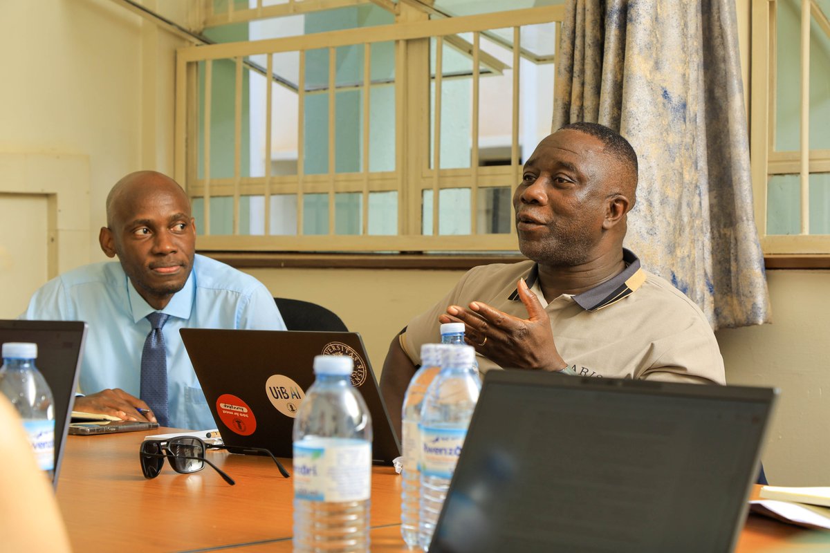 MakSPH's tweet photo. MakSPH Hosts University of Bergen Delegation for Research Collaboration Engagement

@Makerere University School of Public Health yesterday hosted a delegation from @UiB, Norway, for a strategic engagement focused on strengthening research collaboration, grants administration, and the institutional support systems that enable high-quality research and innovation.

The delegation, comprising Emmanuel Ovon Babatunde, Kristin Svarteit, and Vivil Valvik Haraldsen, all Senior Advisors in UiB’s Division of Research and Innovation, was led by Prof. @SANNTamusuza, Head of @GAMSUMakerere at Makerere University.