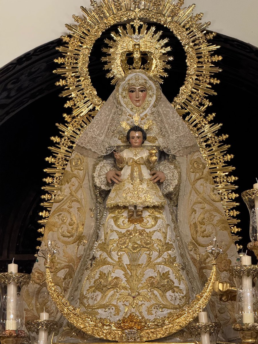 DNombreAlcala's tweet photo. 𝐀𝐜𝐭𝐮𝐚𝐥𝐢𝐝𝐚𝐝
Amanece la Santísima Virgen dispuesta para la Solemne Procesión Gloriosa del próximo sábado, 16 de mayo.

Todo queda dispuesto para el esperado reencuentro de la Santísima Virgen con su pueblo.
#Charitas #DulceNombre https://t.co/1sZTqezIII