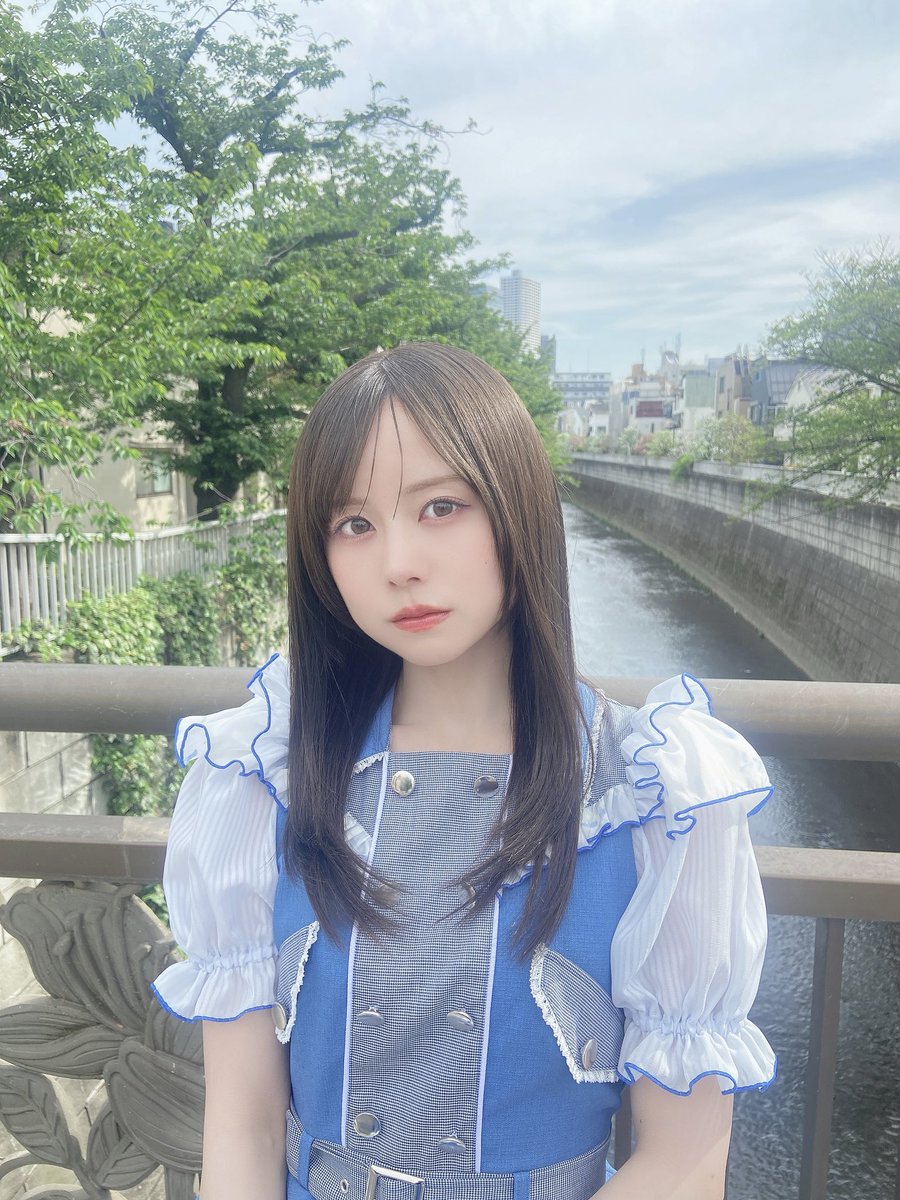 minori_hirose's tweet photo. 新衣装になりました🫧
珍しくおでこ出し前髪してみたよ〜！ https://t.co/5amNWjmQyW