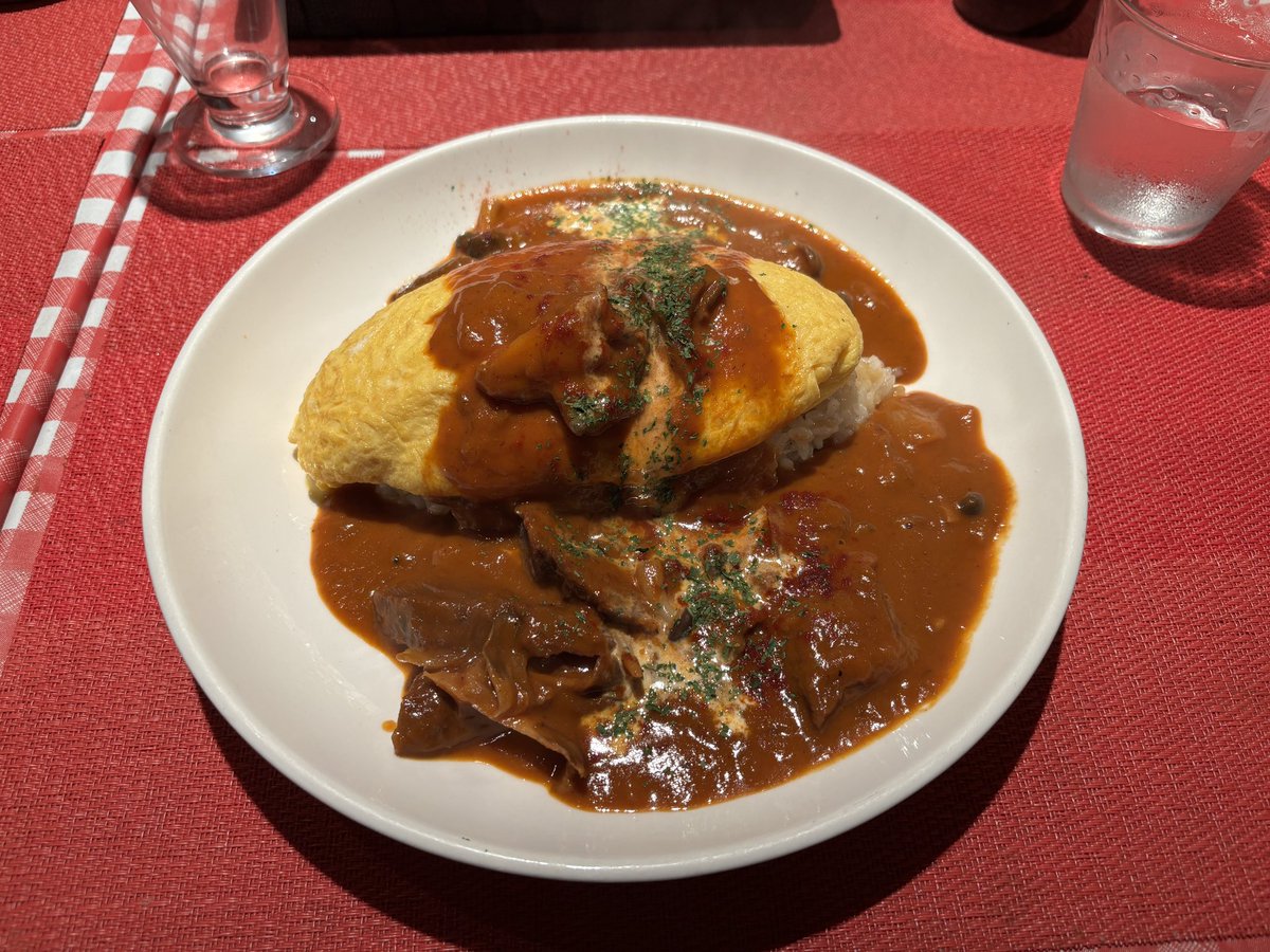 look934623's tweet photo. おいしくて
オムライス追加してしまった https://t.co/IucvQrzJj6