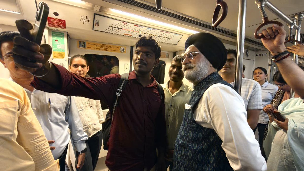 LG Delhi tweet media