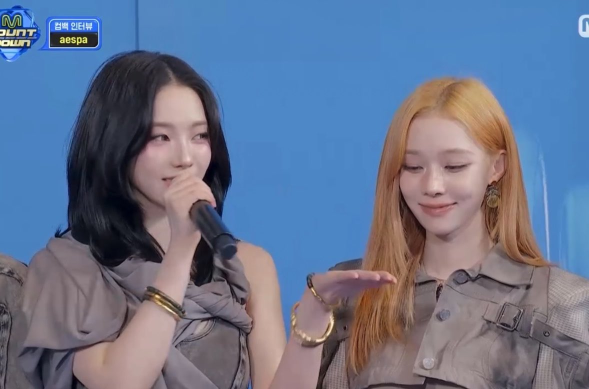 페플 tweet media