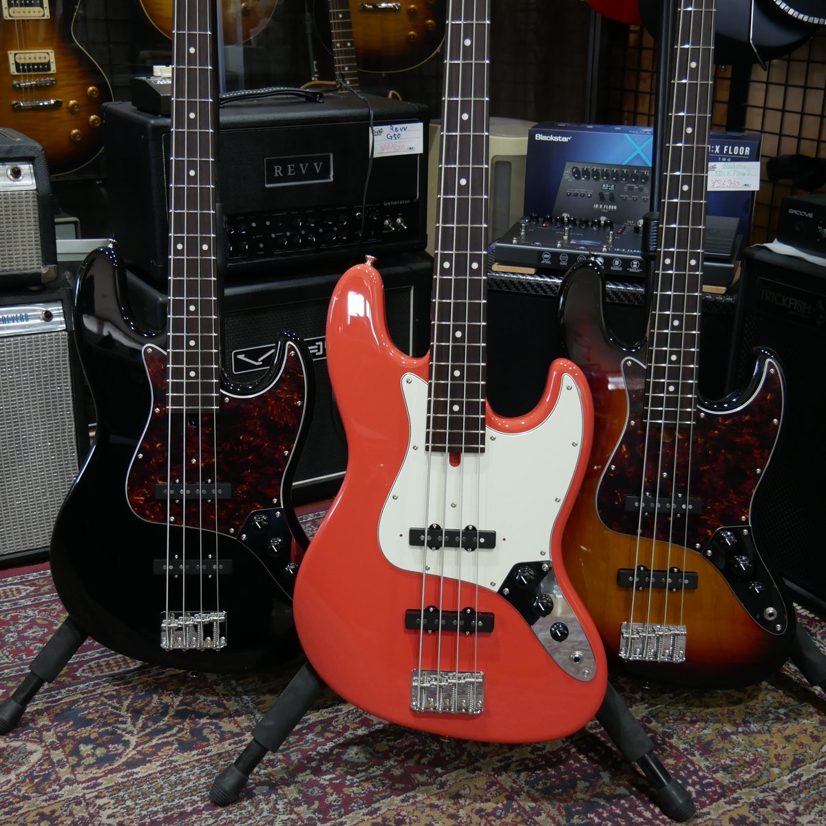 hoochies_sp's tweet photo. 【パッシブ4弦ベース】
Crews Maniac Sound JB-Modern

パッシブならではのイナタさはもちろん、アクティブベースのようなクリア＆パワフルさを持ったモダンパッシブベース。

デジマート
https://t.co/WjmEtOKPbC
Yahoo
https://t.co/DXIaXf0R18 https://t.co/6ltvWrGnv8