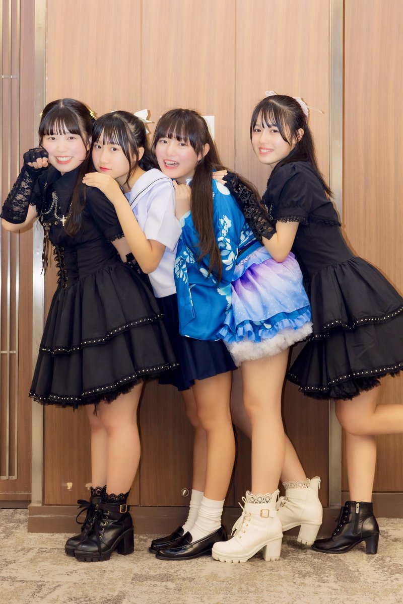 せば tweet media