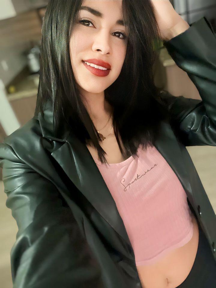 Anna benettii👠 tweet media