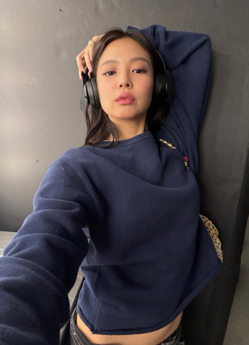 jennie tweet media